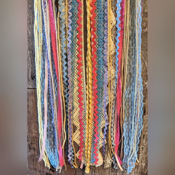 New Handcrafted Multi Colored Shabby Chic Dreamcatcher - Picture 4 of 6